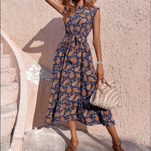 Boho Bohemian Gypsy Paisley Floral Print Cottagecore Belted Maxi Dress - Picture 3 of 8